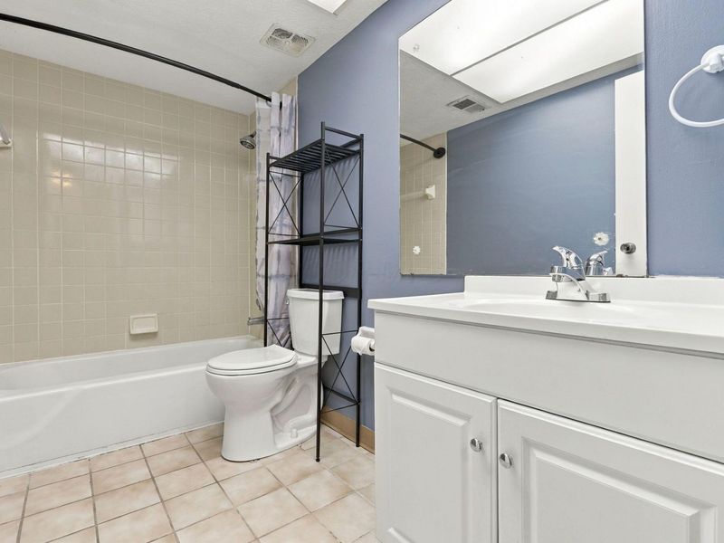 169 Brandywine Drive, Unit 2D, Westerville, OH 43081 Photo 18