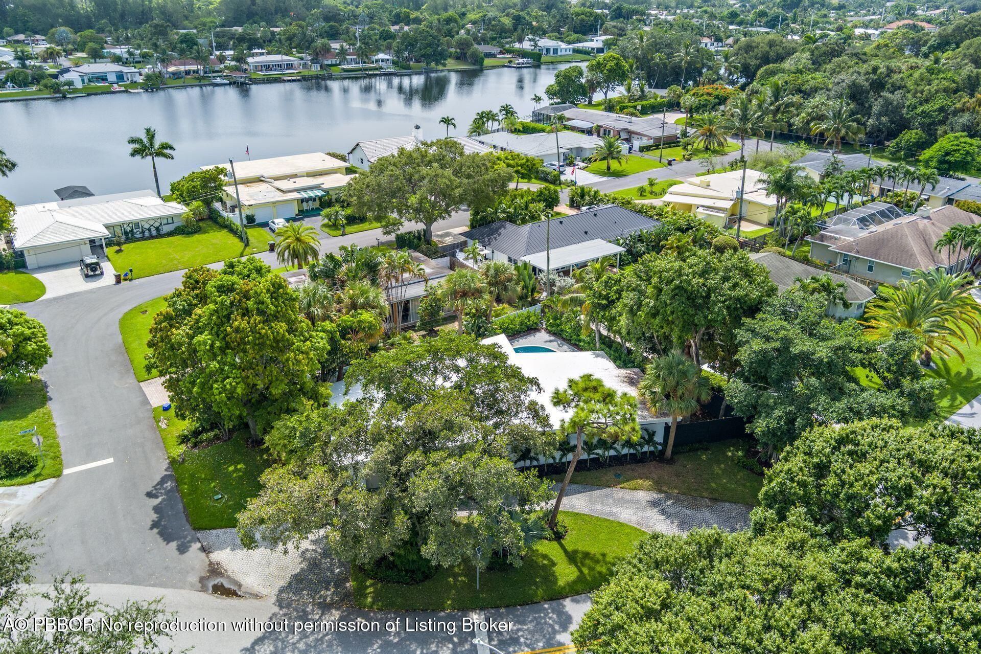 7512 W Lake Drive, West Palm Beach, FL 33406 Photo