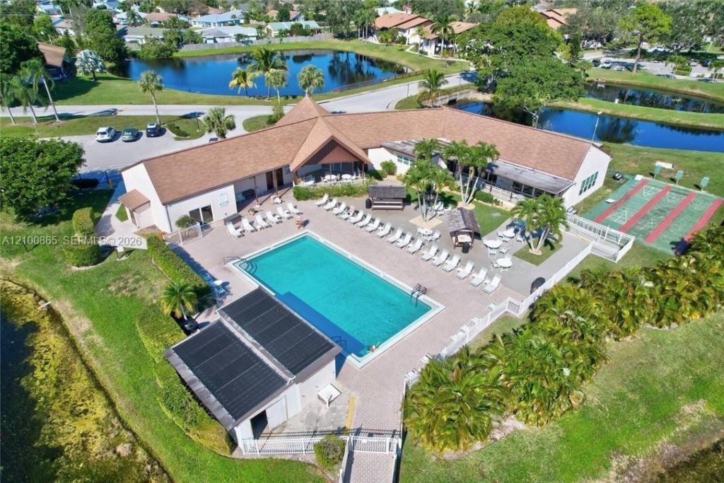 6531 SE Se Federal Hwy , Unit J112, Stuart, FL 34997 Photo