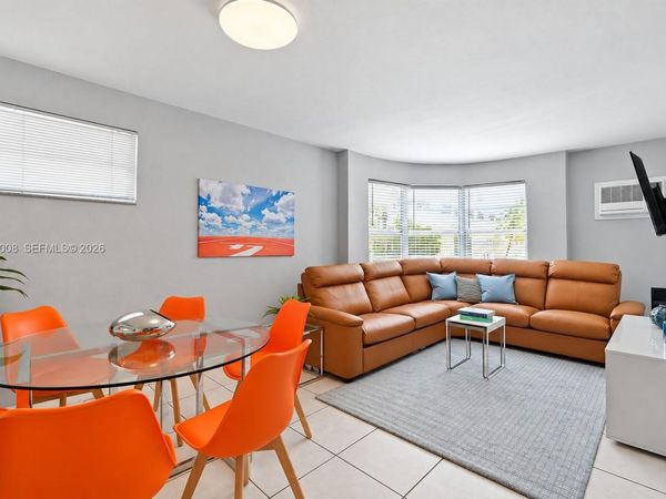 3030 Collins Ave , Unit 2H, Miami Beach, FL 33140