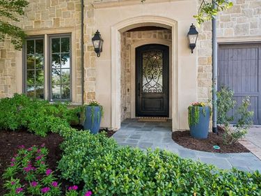 6952 Kenwood Avenue, Dallas, TX 75214