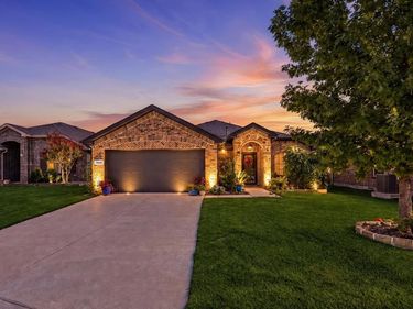 14628 Basketweaver Lane , Fort Worth, TX 76052