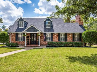1734 Kiltartan Drive, Dallas, TX 75228