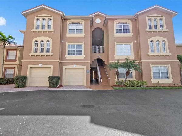 15630 Ocean Walk CIR, Unit 214, FORT MYERS, FL 33908
