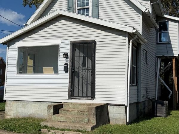 723 SW Raynolds Place SW, Canton, OH 44707