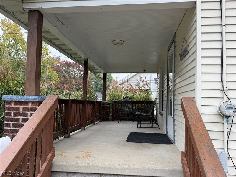 1541 Bonnie Brae Avenue NE, Warren, OH 44483 Photo 4