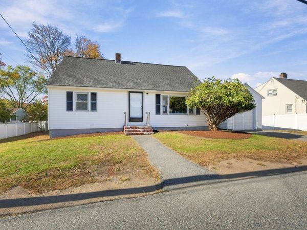 412 Oak Street, Methuen, MA 01844