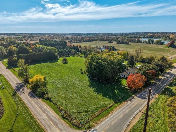 5689 County Road D, Oregon, WI 53575