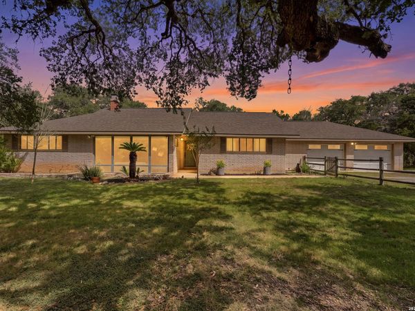 540 ELM CREEK RD, New Braunfels, TX 78132