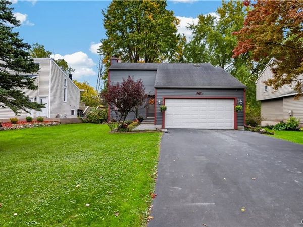 506 Melrose Drive , Syracuse, NY 13212