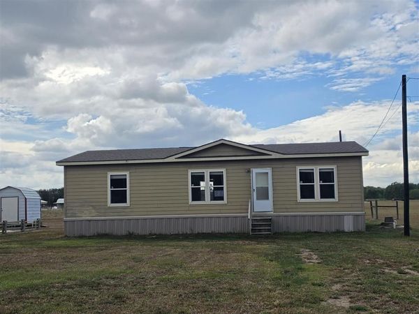 633 S Joseph Street S, Welsh, LA 70591