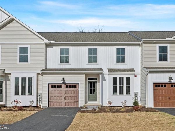 121 SILVERSMITH ROAD, OXFORD, PA 19363
