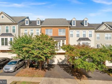 43756 LEES MILL SQUARE, LEESBURG, VA 20176