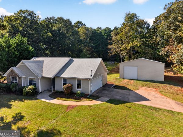 8 Ellen Court, Newnan, GA 30265