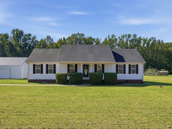 67 Lincoln Loop Rd , Flintville, TN 37335