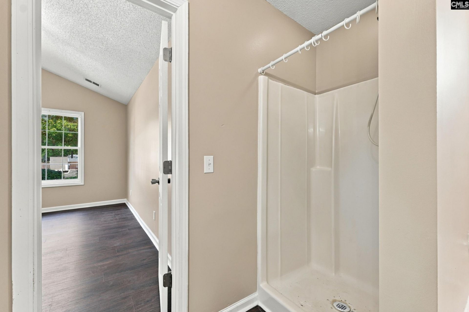 132 Sandy Creek Court  Photo 19