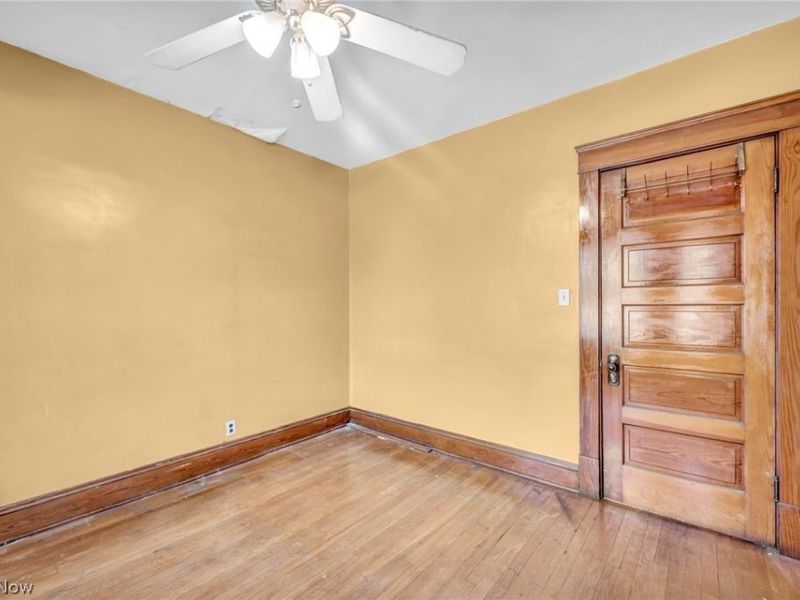 3900 E 42nd Street, Newburgh Heights, OH 44105 Photo 23