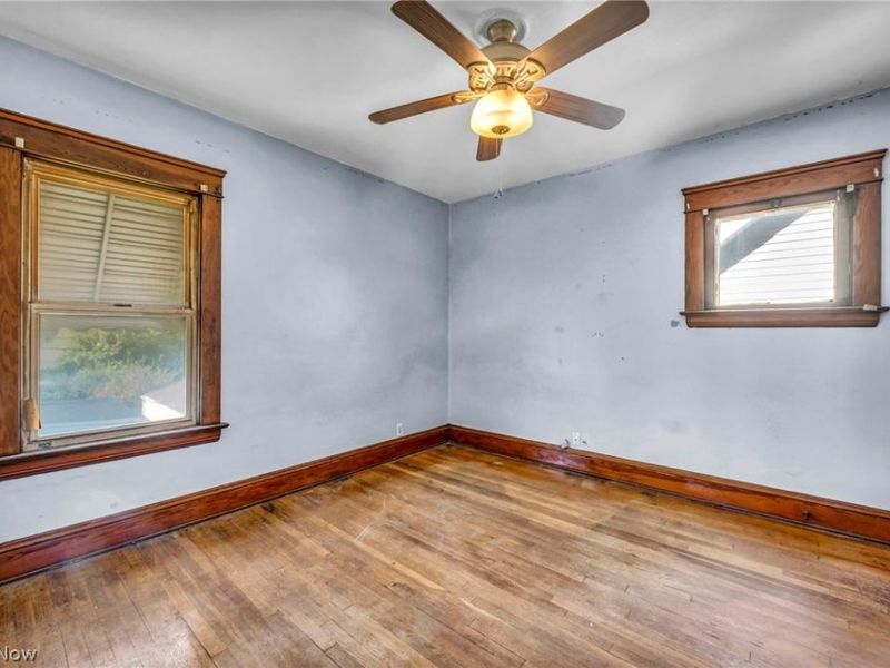 3900 E 42nd Street, Newburgh Heights, OH 44105 Photo 28