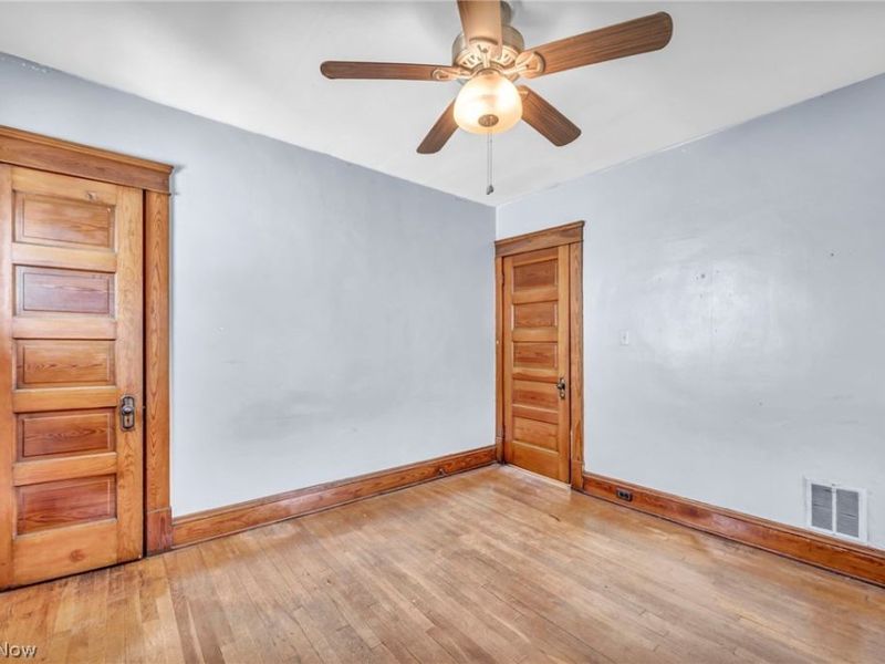 3900 E 42nd Street, Newburgh Heights, OH 44105 Photo 30