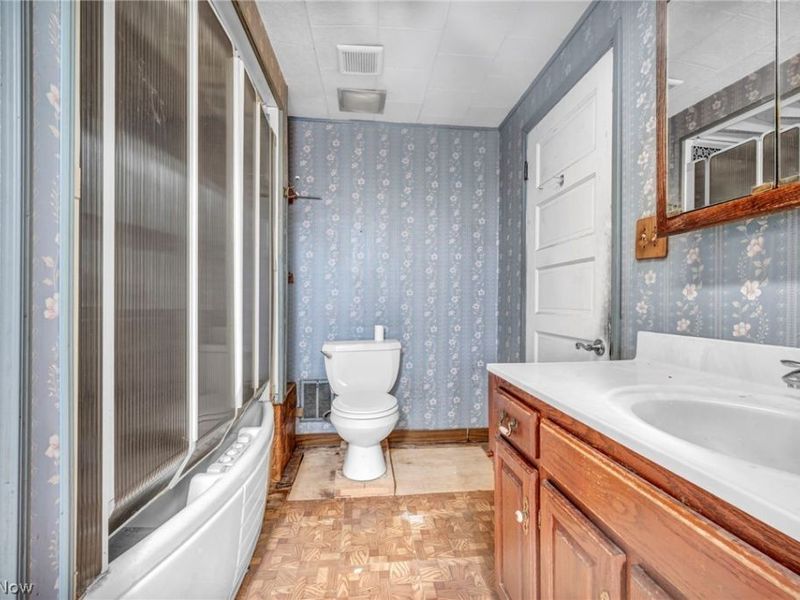 3900 E 42nd Street, Newburgh Heights, OH 44105 Photo 33