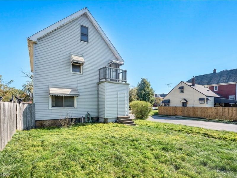 3900 E 42nd Street, Newburgh Heights, OH 44105 Photo 41