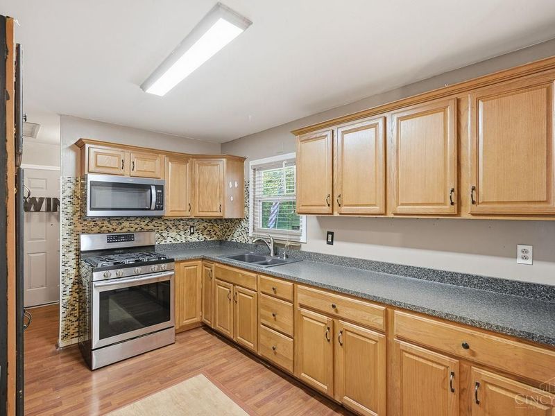 12109 Seaford Drive, Colerain Township, OH 45231 Photo 13