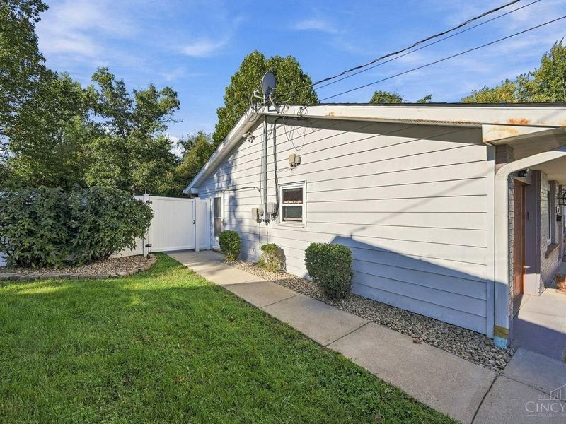 12109 Seaford Drive, Colerain Township, OH 45231 Photo 33