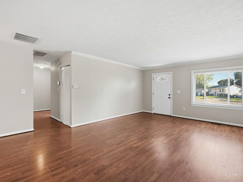 12109 Seaford Drive, Colerain Township, OH 45231 Photo 7