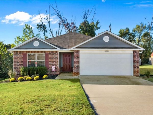 12401 Mills, Garfield, AR 72732