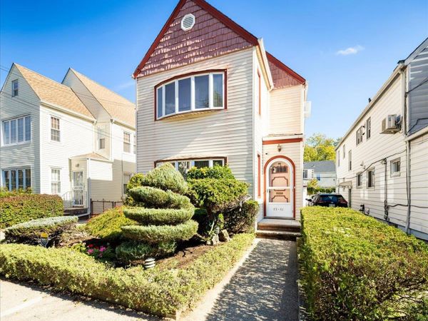 4539 172nd Street, Flushing, NY 11358