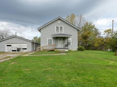 1870 Friendship Drive , New Concord, OH 43762