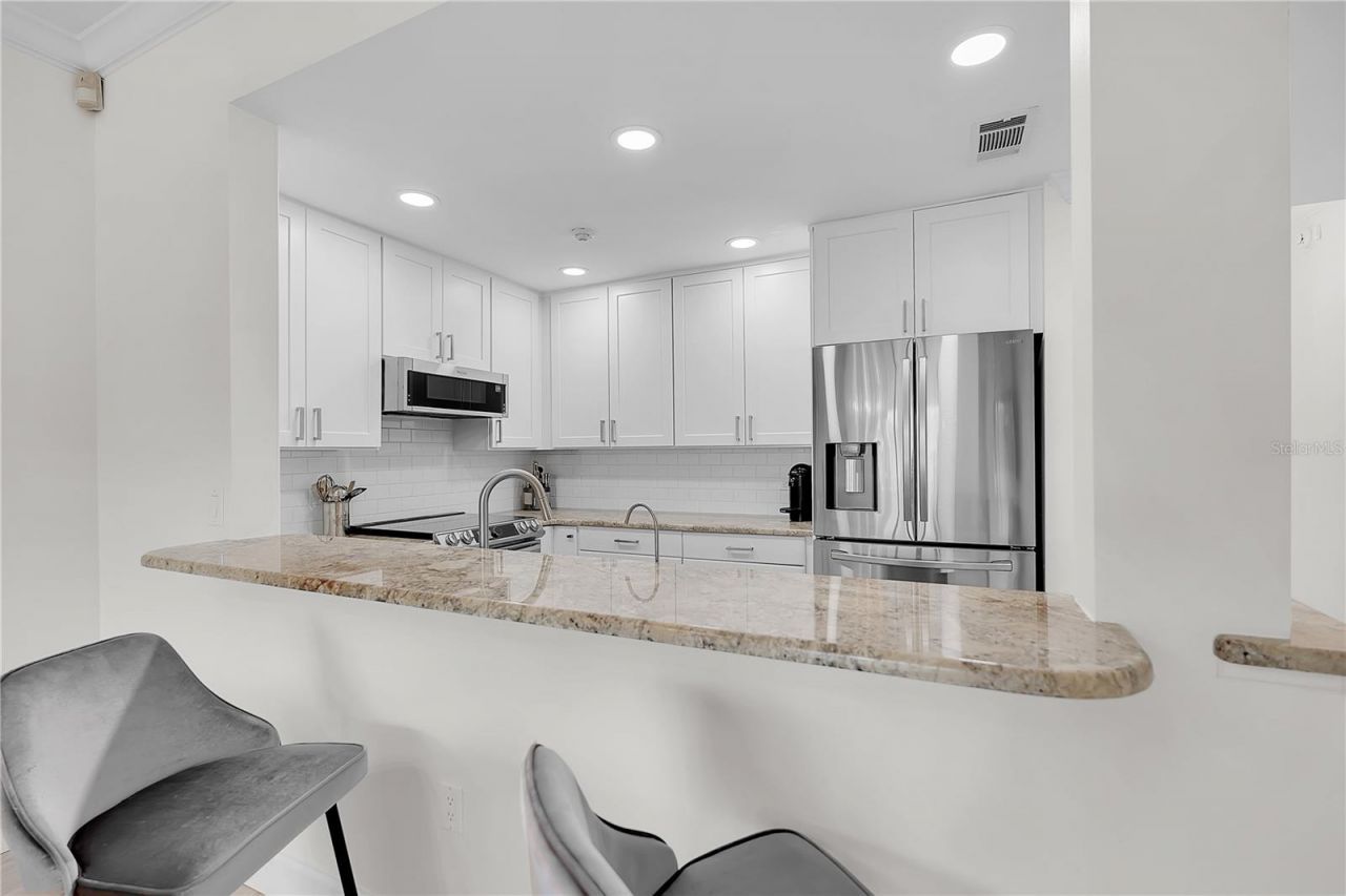 862 Hudson Avenue, Unit 862, Sarasota, FL 34236 Photo