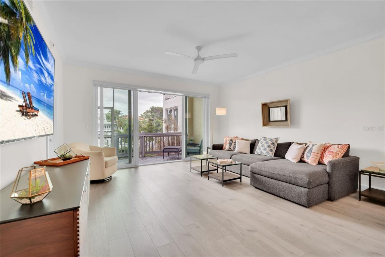862 Hudson Avenue, Unit 862, Sarasota, FL 34236 Photo