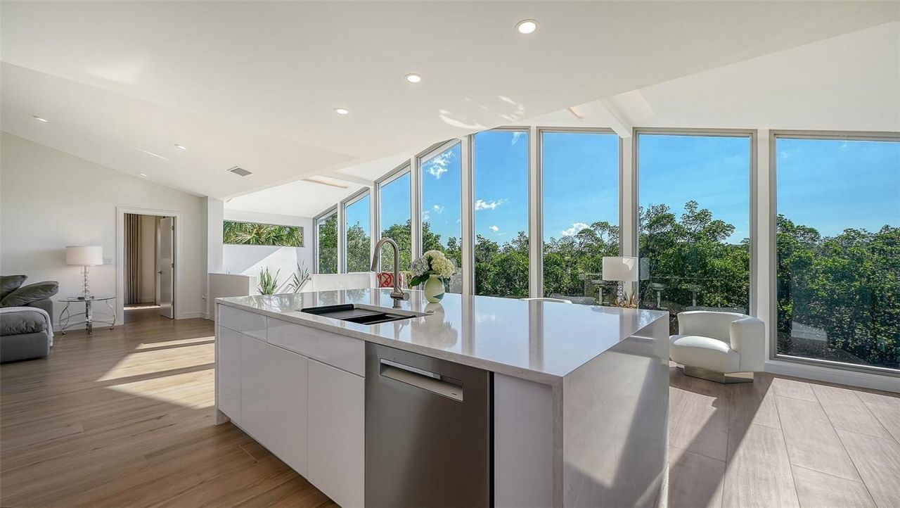 660 Penfield Street, Longboat Key, FL 34228 Photo