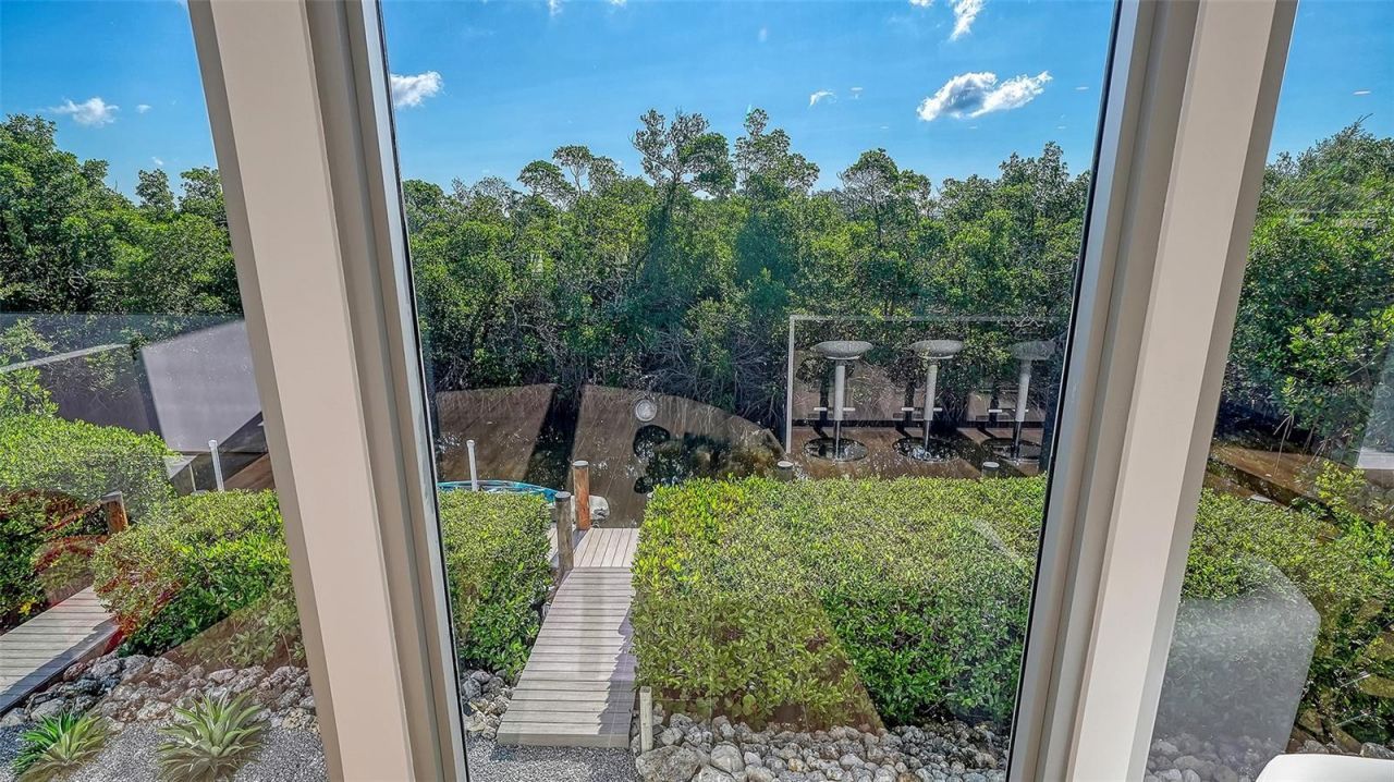 660 Penfield Street, Longboat Key, FL 34228 Photo