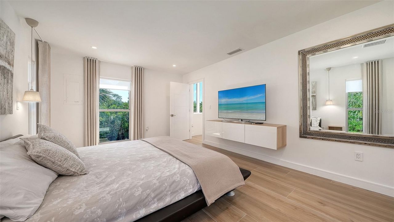 660 Penfield Street, Longboat Key, FL 34228 Photo
