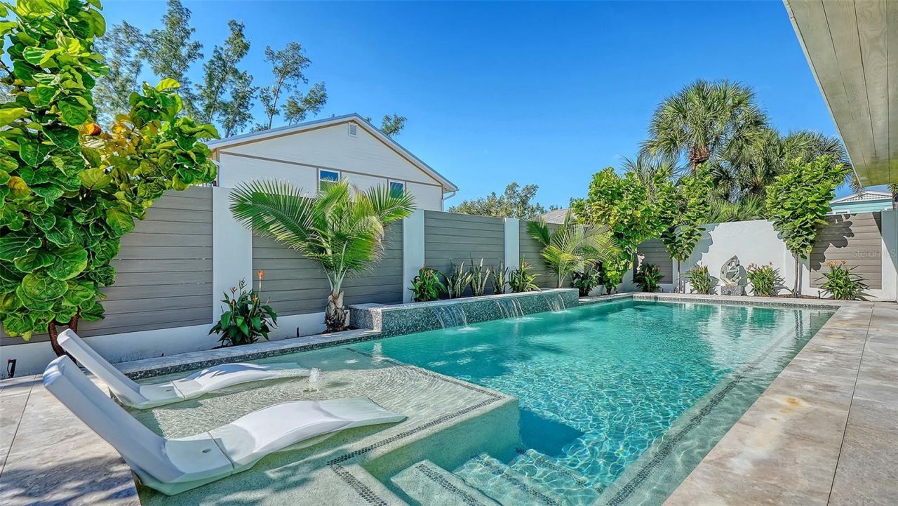 660 Penfield Street, Longboat Key, FL 34228 Photo