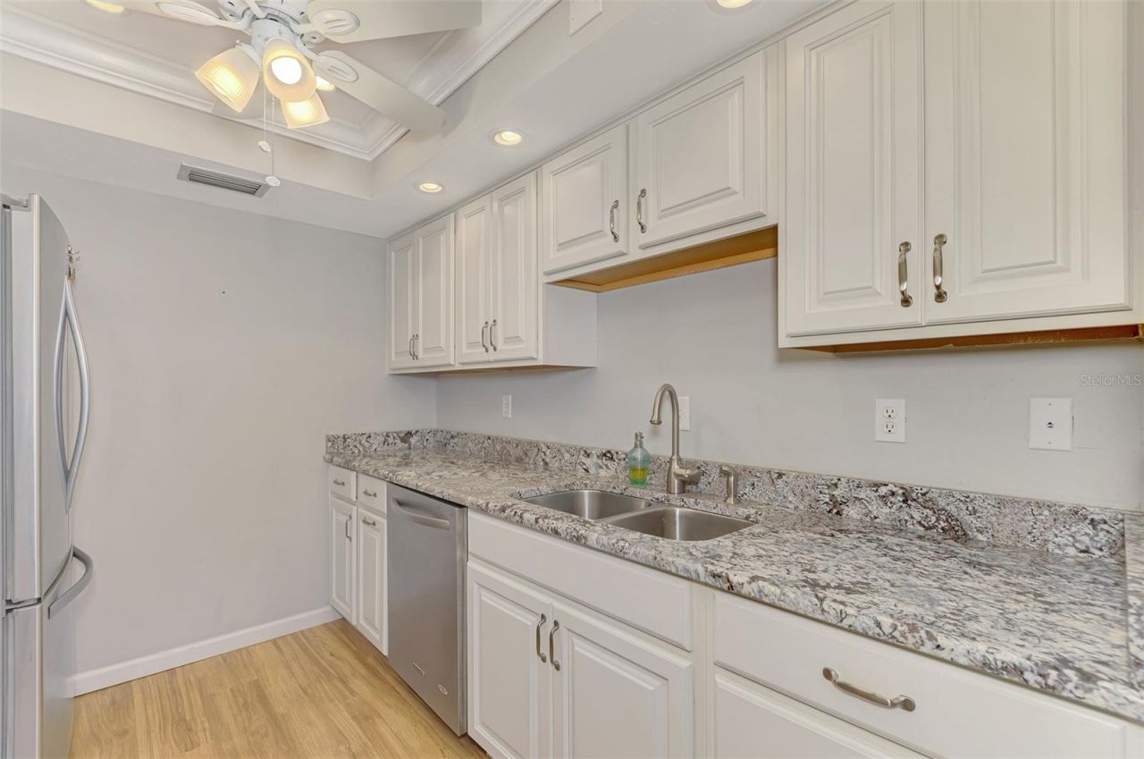 1555 Tarpon Center Drive , Unit I-161, Venice, FL 34285 Photo