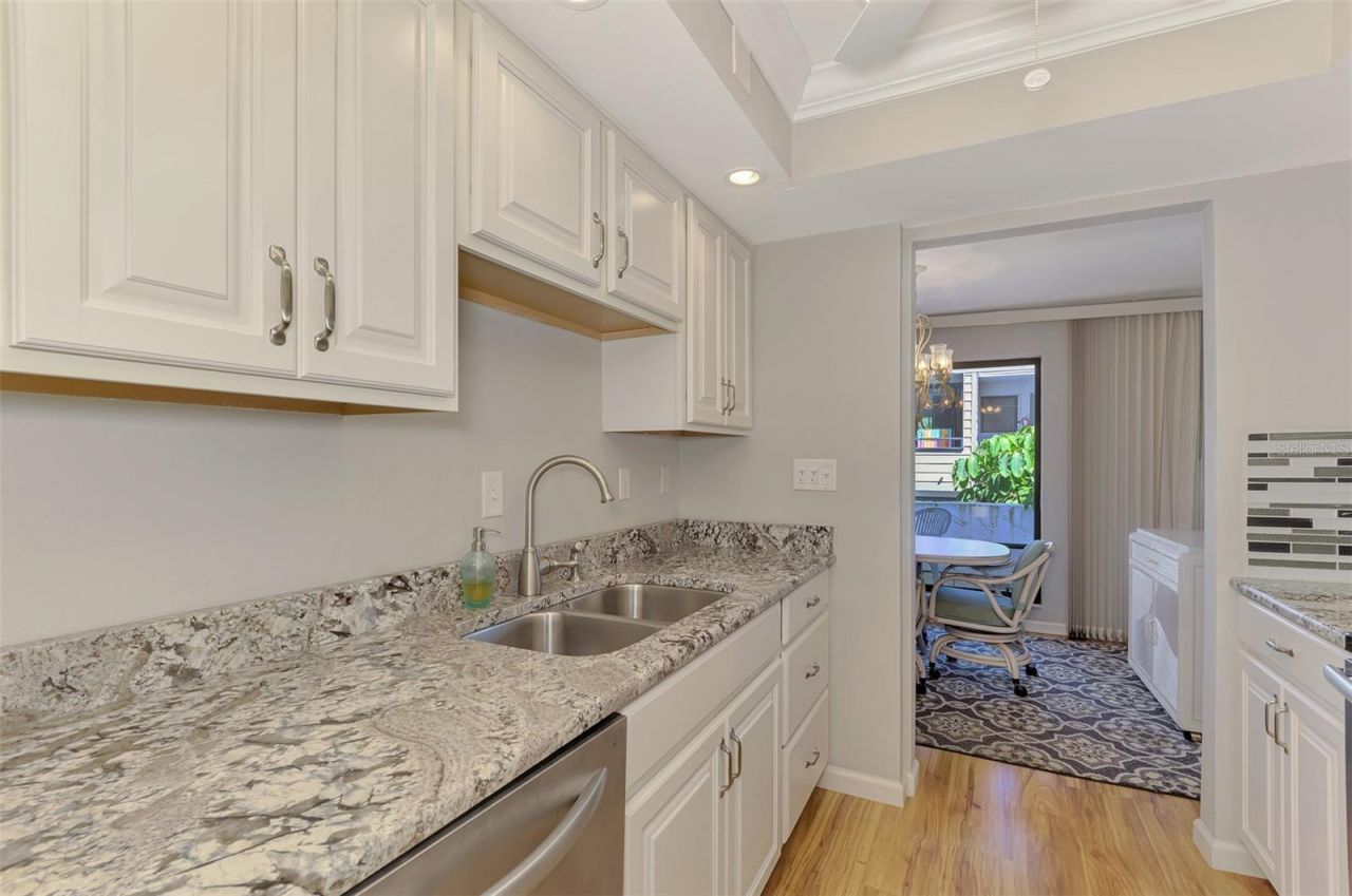 1555 Tarpon Center Drive , Unit I-161, Venice, FL 34285 Photo