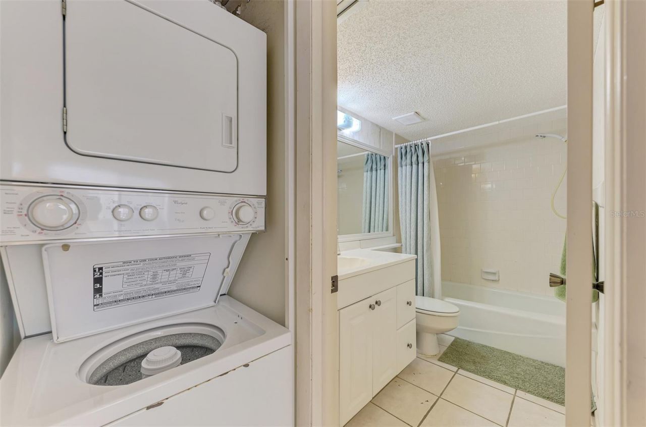 1555 Tarpon Center Drive , Unit I-161, Venice, FL 34285 Photo