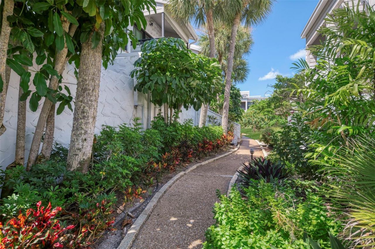 1555 Tarpon Center Drive , Unit I-161, Venice, FL 34285 Photo
