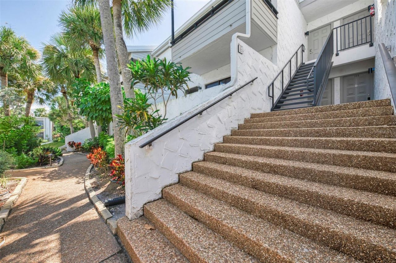 1555 Tarpon Center Drive , Unit I-161, Venice, FL 34285 Photo