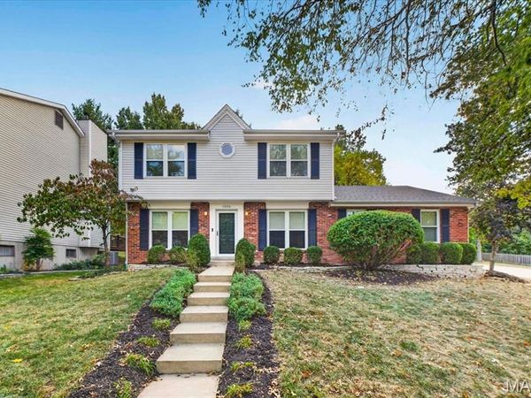 1326 Briarcreek Drive , Kirkwood, MO 63122