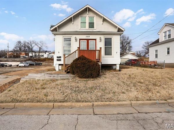1213 E 5th Street , Washington, MO 63090
