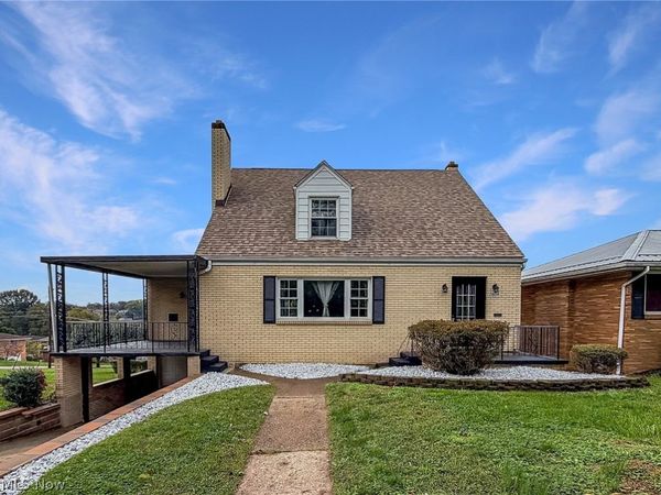 2604 Whitehaven Boulevard , Steubenville, OH 43952