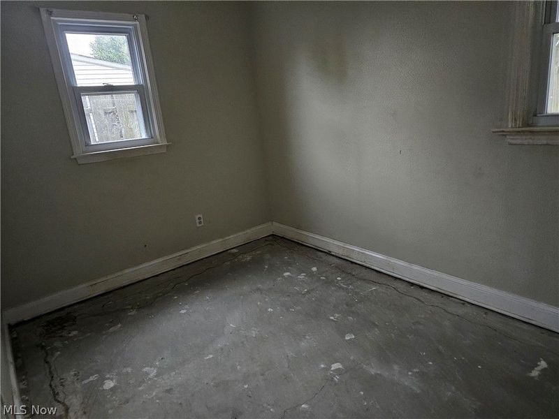 925 West Drive, Sheffield, OH 44054 Photo 10
