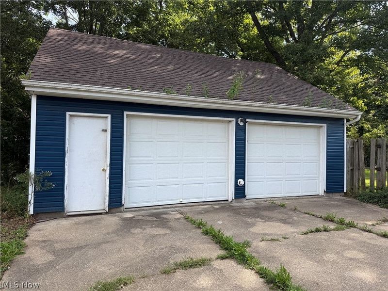 925 West Drive, Sheffield, OH 44054 Photo 14
