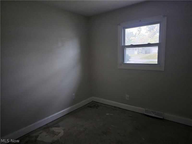 925 West Drive, Sheffield, OH 44054 Photo 5