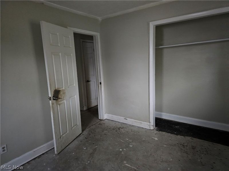 925 West Drive, Sheffield, OH 44054 Photo 8