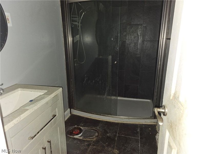 925 West Drive, Sheffield, OH 44054 Photo 9